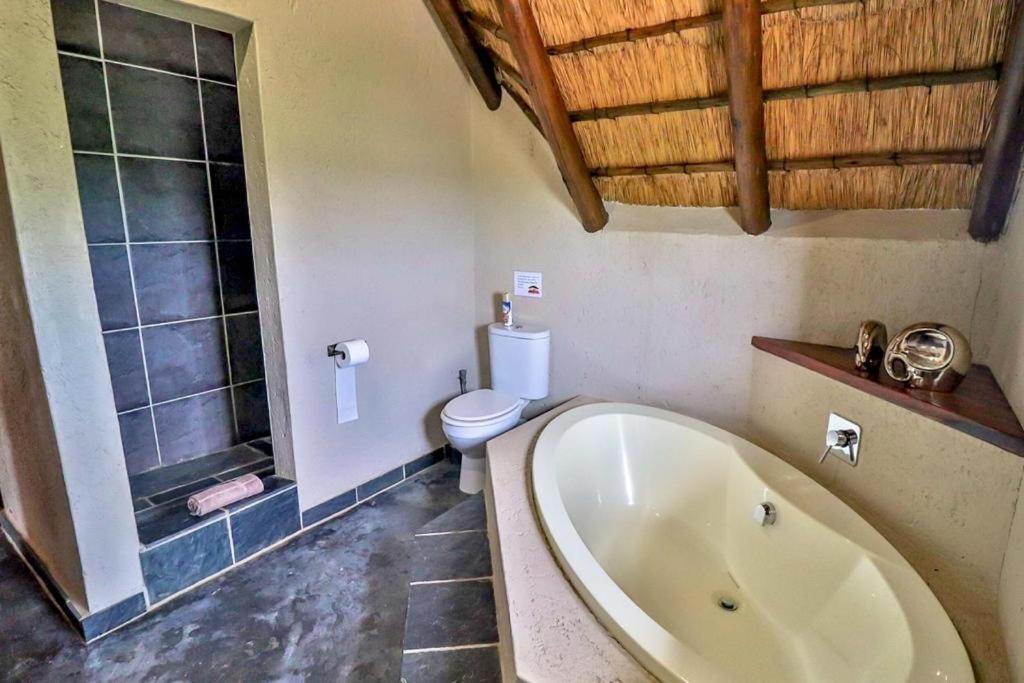 Luxury Kruger Escape Villa มาร์ลอทพาร์ค ภายนอก รูปภาพ